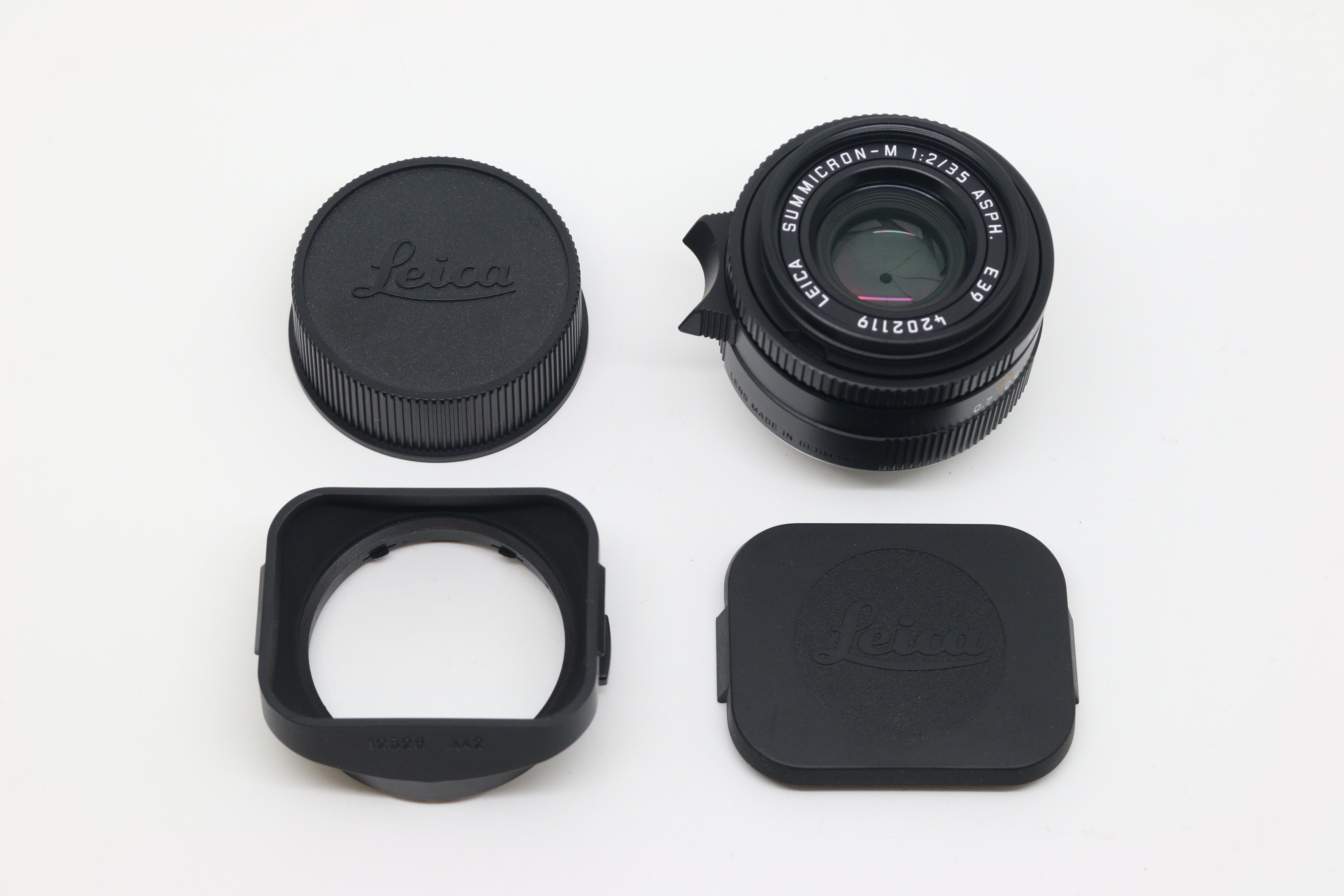 Leica 35mm F/2 Summicron-M Lens ASPH (Aspherical) E39 6 Bit Coded