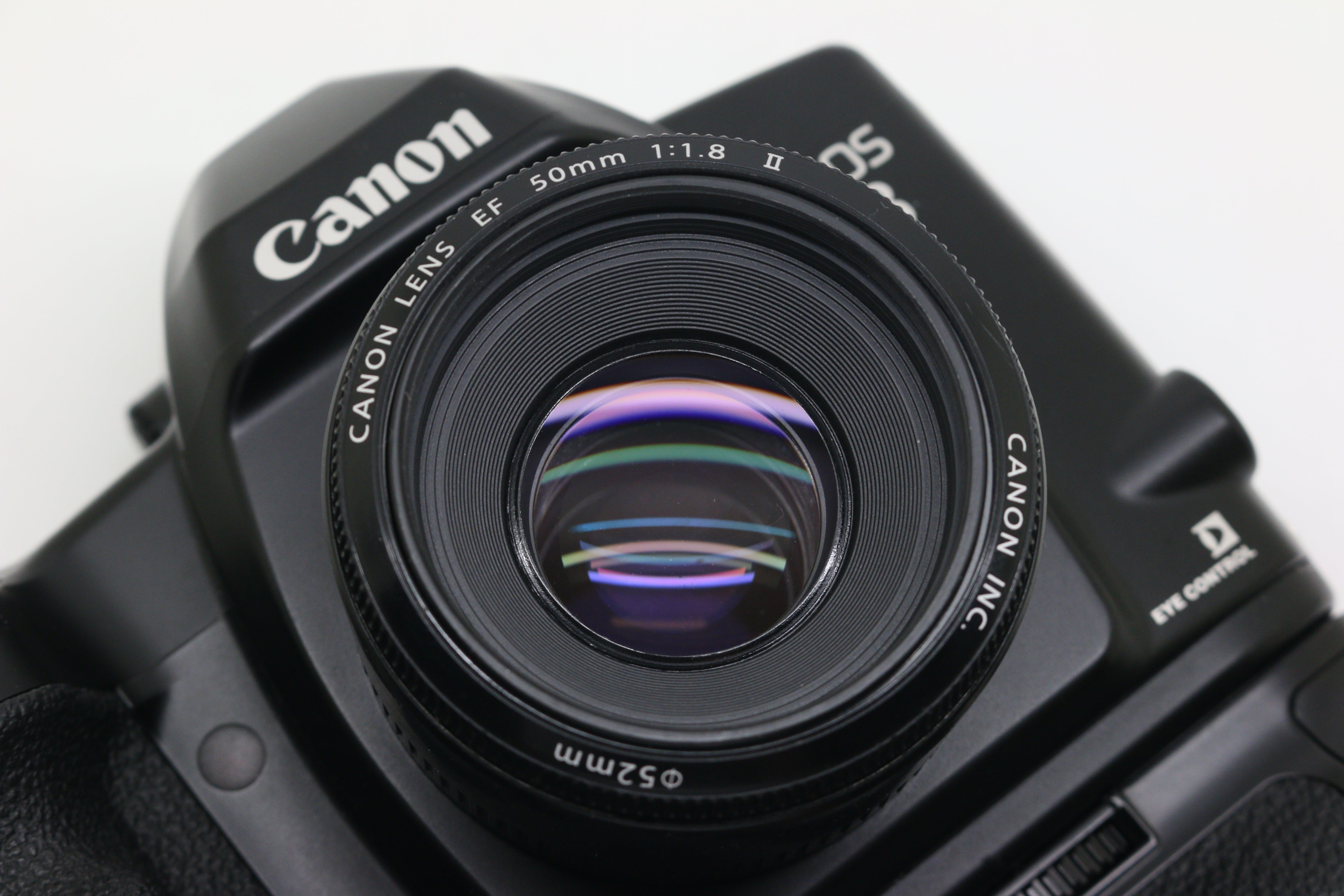 Canon EOS 3 w/ EF 50mm 1.8 MK-II Lens