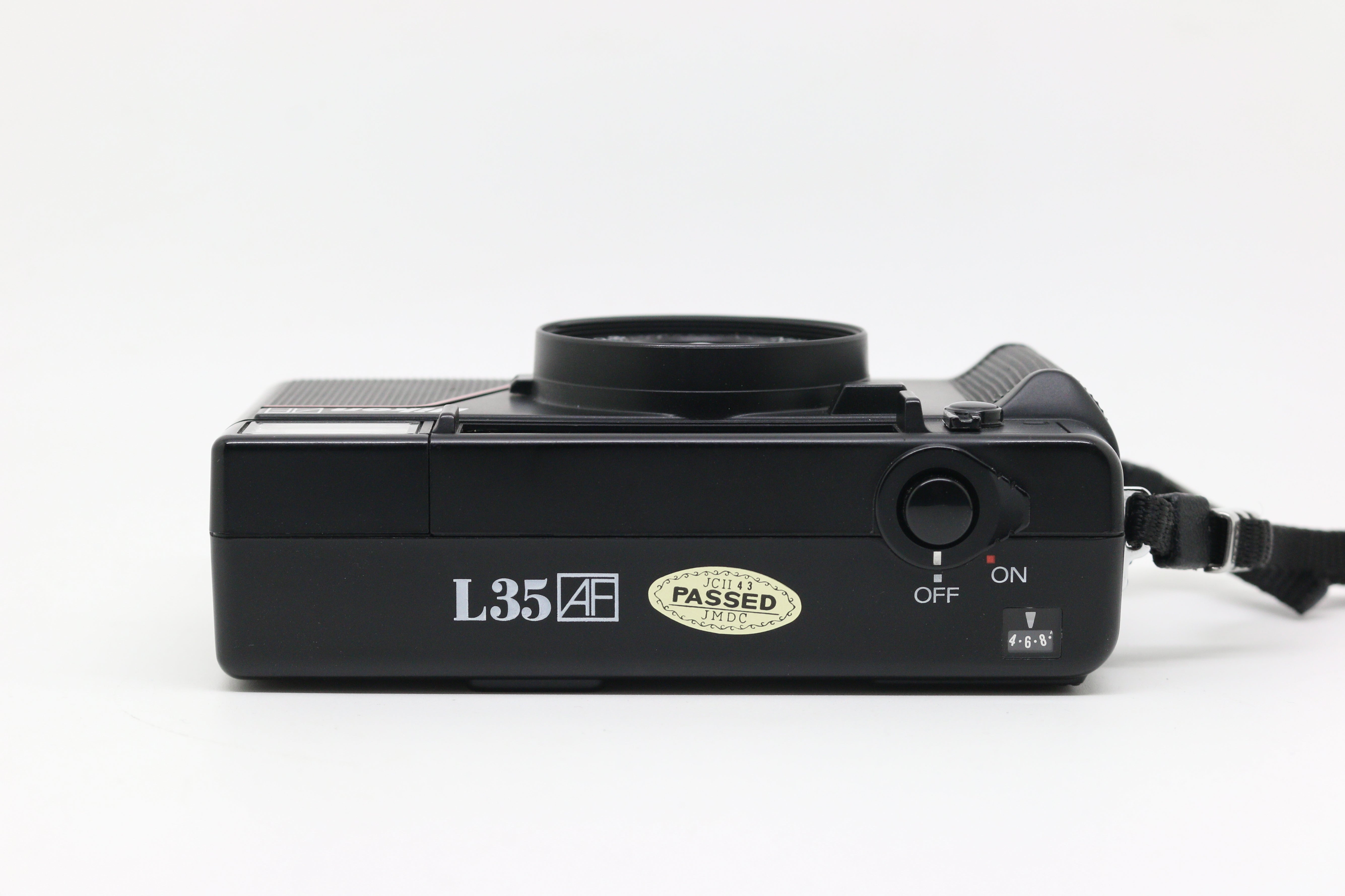 Nikon L35AF (1000 ASA)
